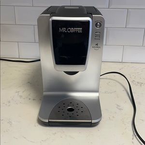 Mr Coffee keurig maker.